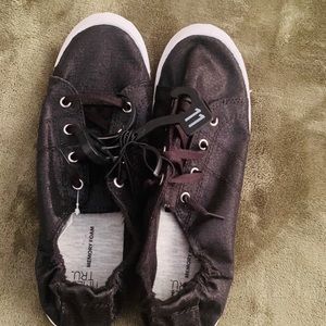 Women size 11 black shoes NEW